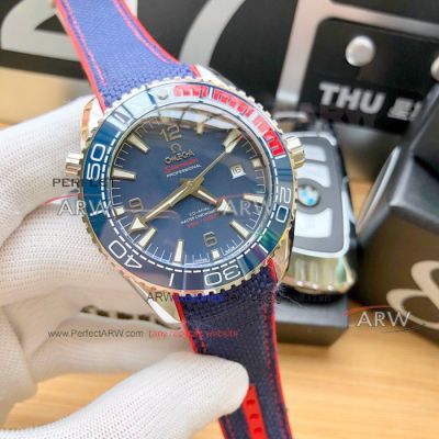 Perfect Replica Omega Seamaster Planet Ocean Blue Dial Rubber Strap WatchRubber